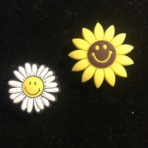 Jibbitz charms for Crocs. Flowers set of 2